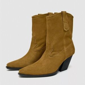 Zara COWBOY SUEDE ANKLE BOOTS. Taupe Gray. Sizes 6.5, 9. New with Tags.